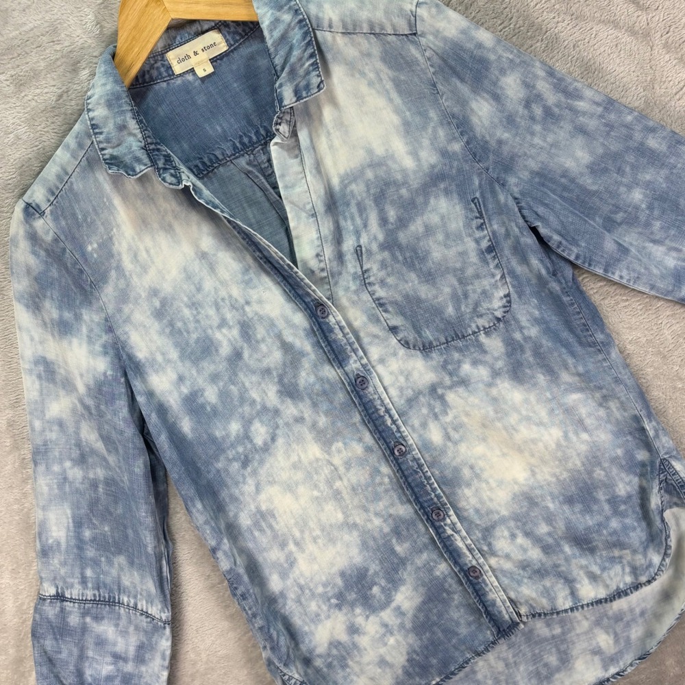Cloth & Stone Women's Blue Tie-Dye Tencel Button Front Shirt Chambray Top Size S